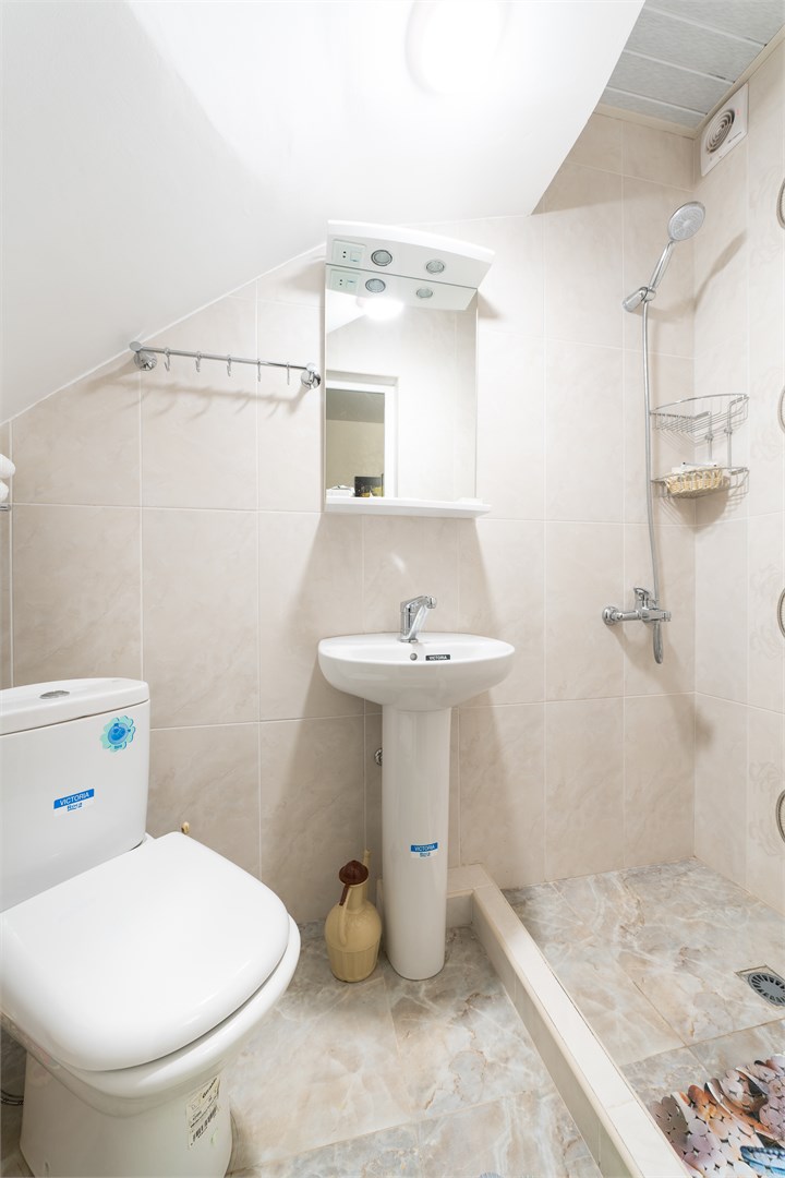 ALEON HOTEL - photo 4